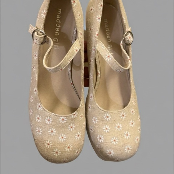 Madden Girl Shoes - New Madden Girl Platform Mary Jane Tan Canvas Flower Print Block Heels Size 8.5